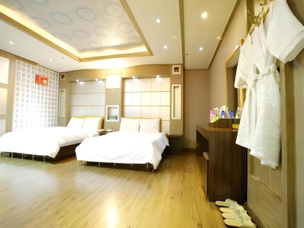 Hotel Head-One Uijeongbu Exteriér fotografie