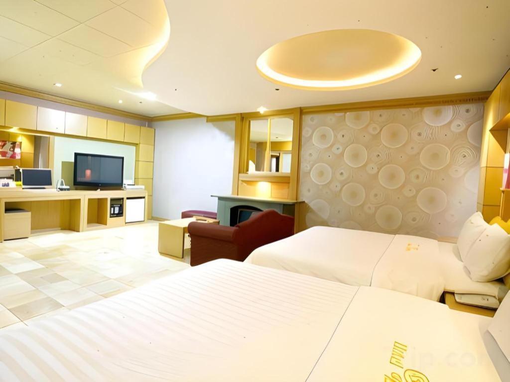 Hotel Head-One Uijeongbu Exteriér fotografie