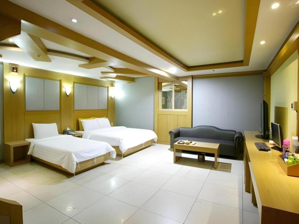Hotel Head-One Uijeongbu Exteriér fotografie