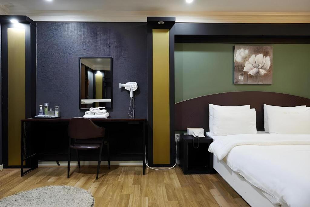 Hotel Head-One Uijeongbu Exteriér fotografie