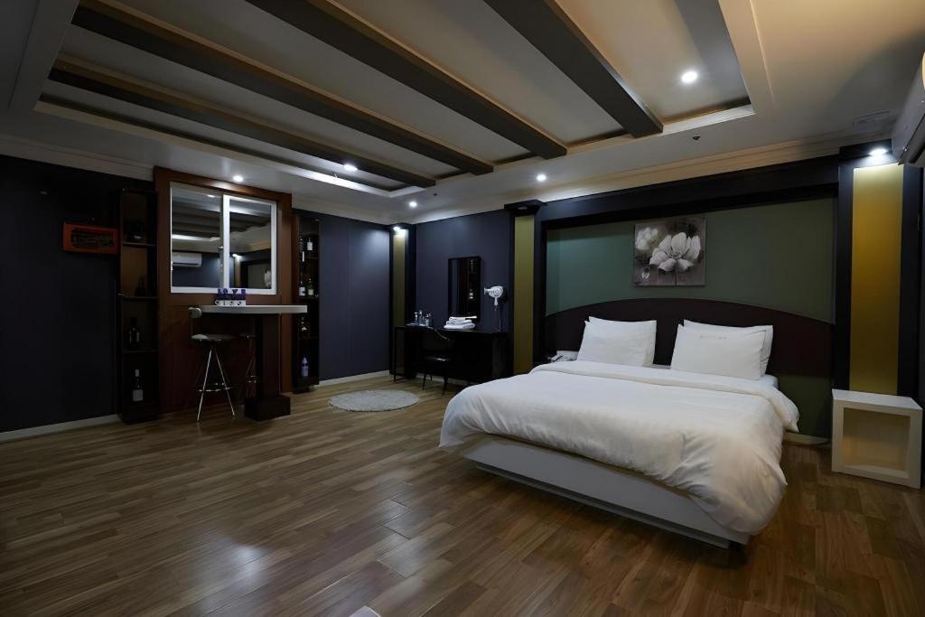 Hotel Head-One Uijeongbu Exteriér fotografie